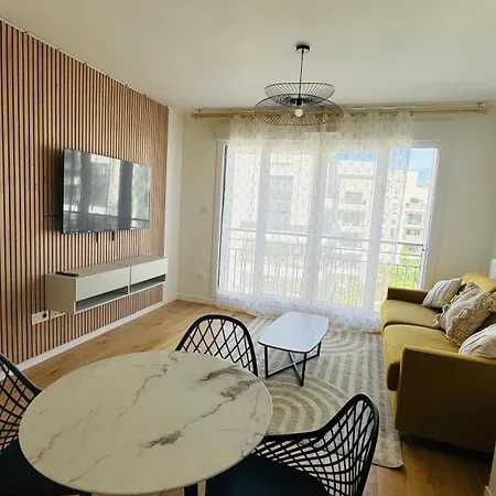 Apartment Bel A 5 Mn De Paris Tres Proche Metro 13 Et 14 *