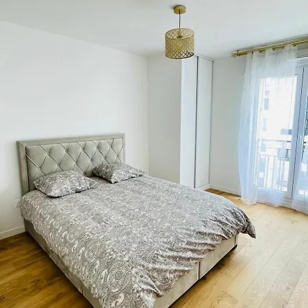 Bel A 5 Mn De Paris Tres Proche Metro 13 Et 14 Apartment Saint-Ouen (Seine-Saint-Denis)